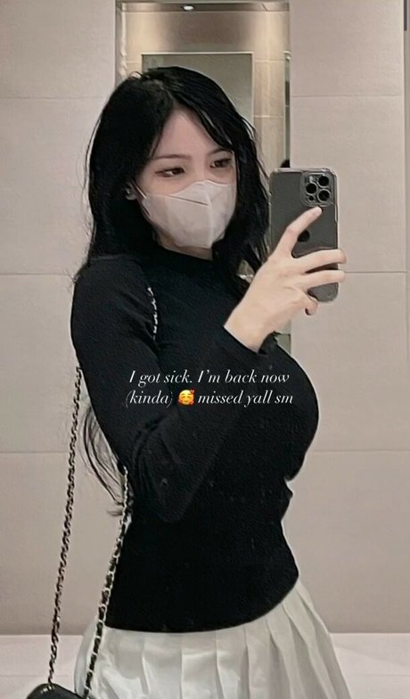 Lolaaasaur OnlyFans Nackt