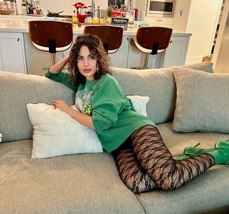 Nadine Velazquez OnlyFans Leak