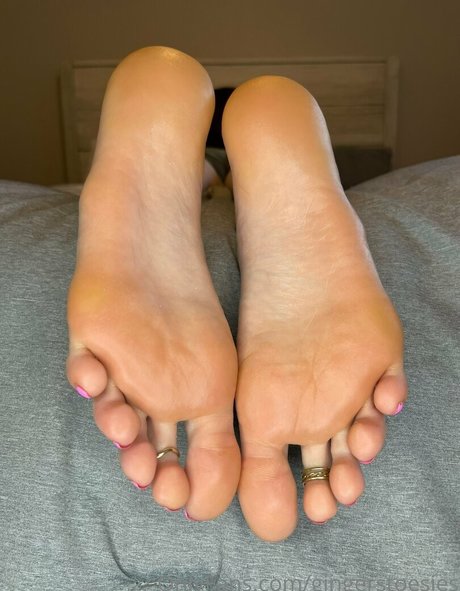 Gingerstoesies Nackt auf OnlyFans