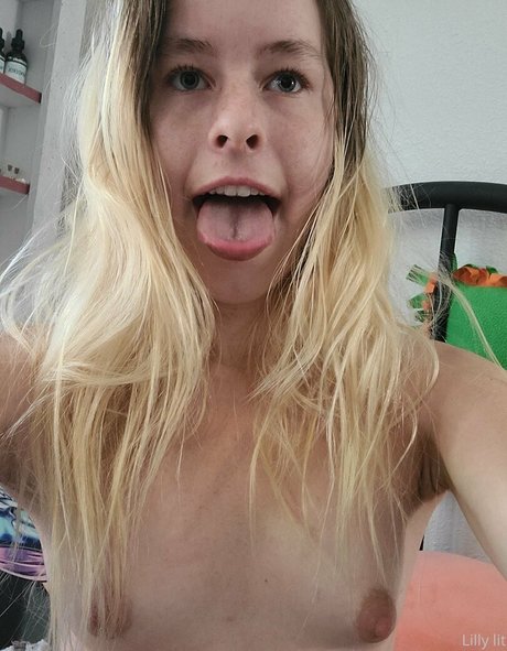 lillillylitxxx OnlyFans Bilder