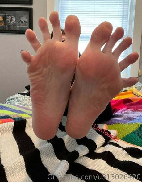 loritoes32 OnlyFans Leaked