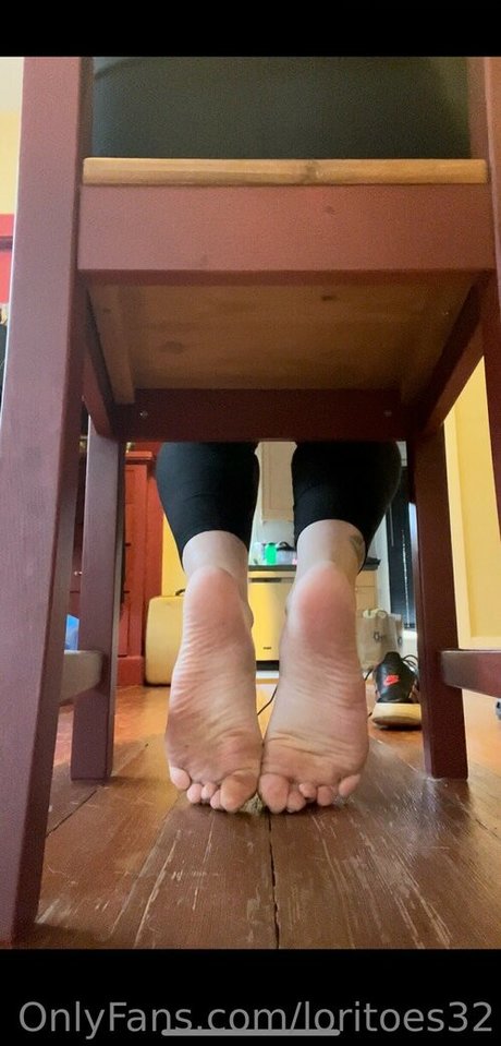 loritoes32 Nacktbilder von OnlyFans
