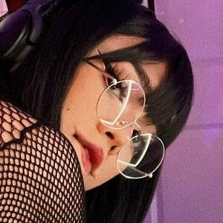 spicytitania OnlyFans-Model