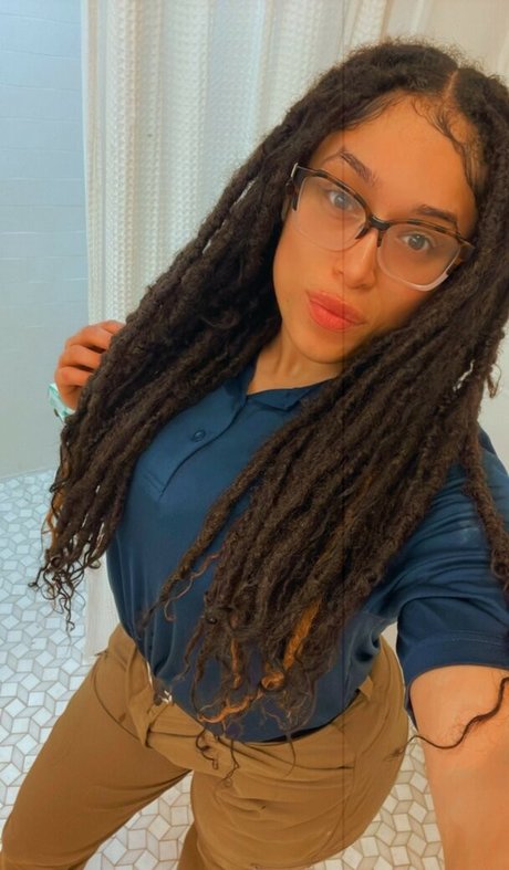 safiyaswrld Nackt Leaks OnlyFans