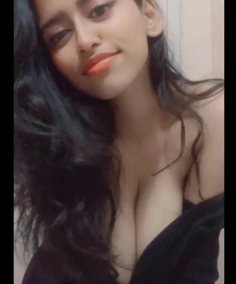 Sanjana Saba OnlyFans Nacktbilder