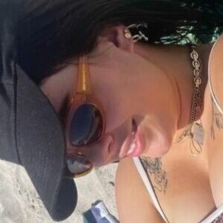 Benee OnlyFans Inhalte