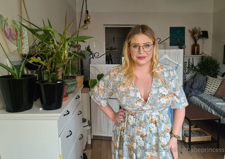 glitterbabeprincess Nacktbilder von OnlyFans geleakt