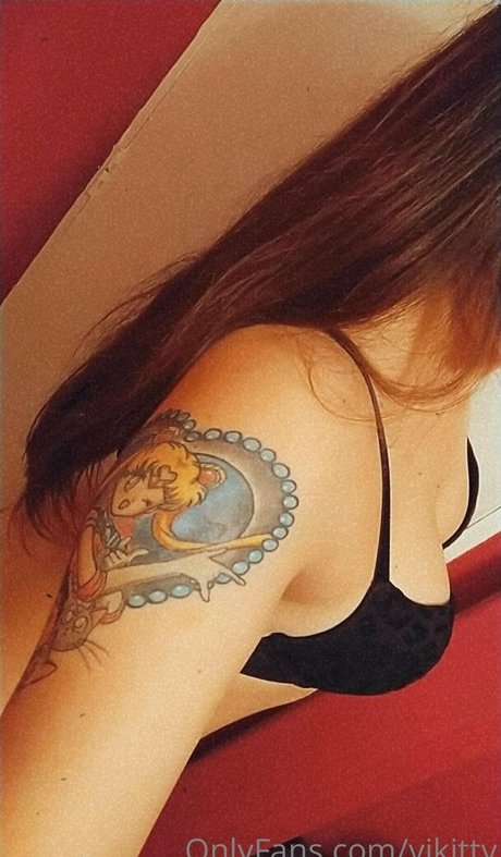 vikitty Nackt auf OnlyFans Leaks