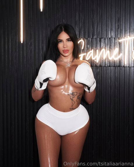 tsitaliaarianna OnlyFans Sextape