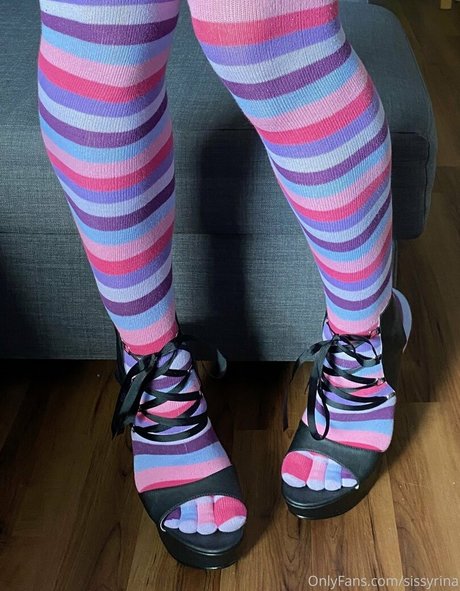 rinavolpina Leaks von OnlyFans