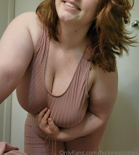 fxckinggoddes OnlyFans Striptease