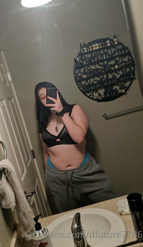 dfuture7786 OnlyFans kostenlos