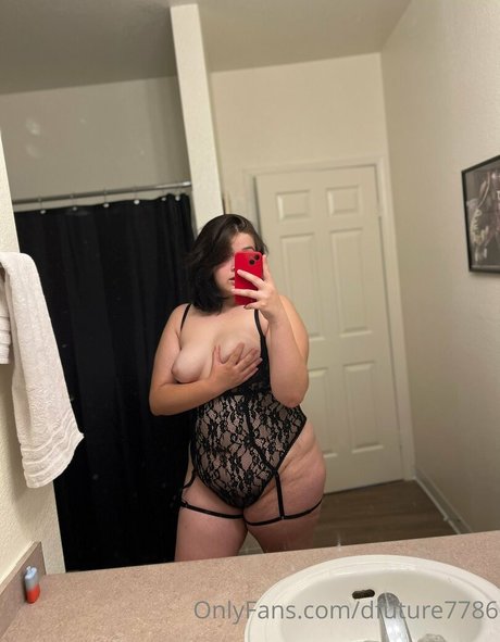 dfuture7786 OnlyFans-Bilder