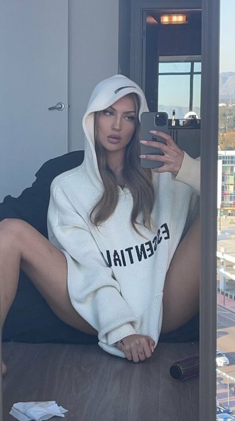 xxxmilamonet OnlyFans Sextape