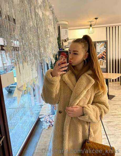 alicee kisss Leaked OnlyFans Sex Tape