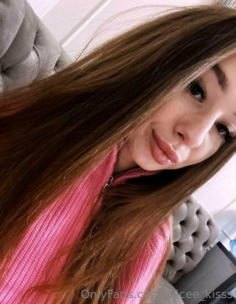 alicee kisss OnlyFans Nacktbilder