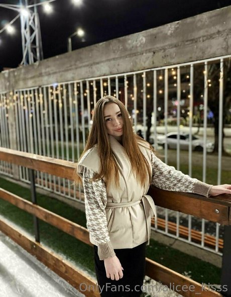 alicee kisss Nacktpornos auf OnlyFans