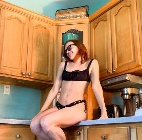 Madeline Brewer Nacktbilder von OnlyFans geleakt