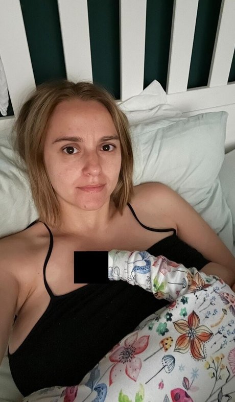 Hannah Witton Leaked OnlyFans Bilder