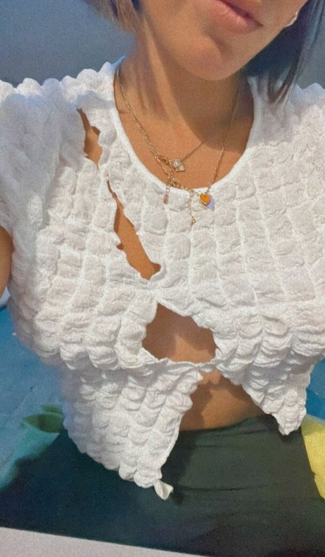 zierliche nackte onlyfans beste Selfie