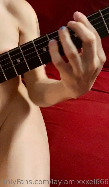 laylamixxxel666 OnlyFans-Leaks