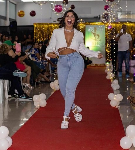 Silmara Nogueira Kostenlose OnlyFans-Pornos