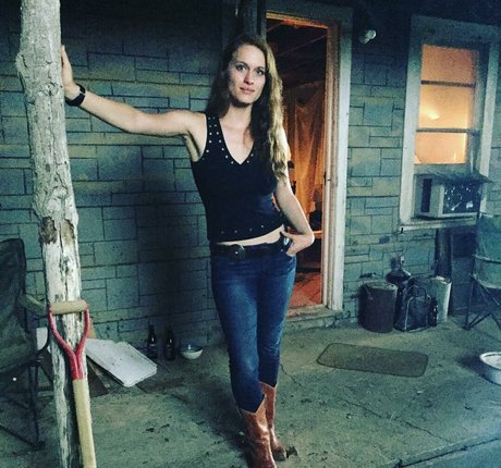 Leven Rambin OnlyFans Mega