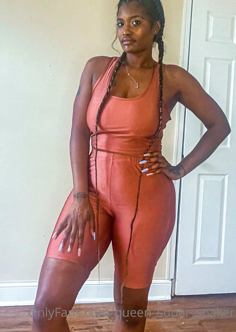 queen super soaker OnlyFans Leak