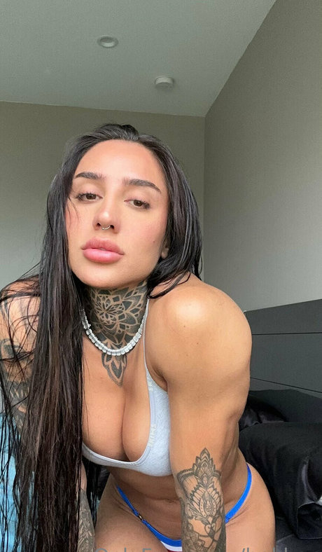 bakhar OnlyFans Pornografie