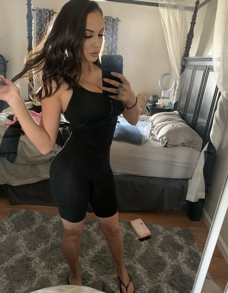 sofiryanxoxoxo NSFW OnlyFans