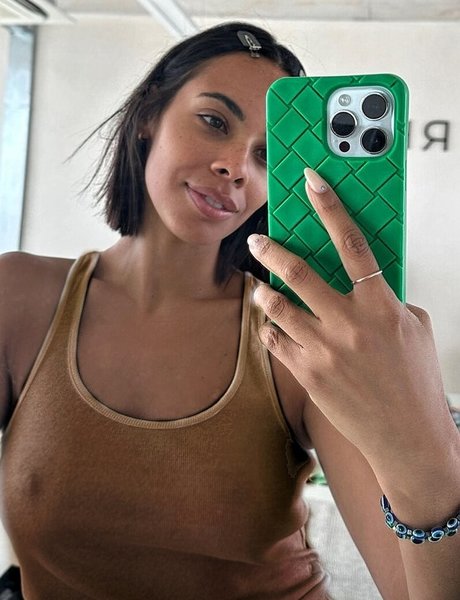 Rochelle Humes Nacktbilder von OnlyFans
