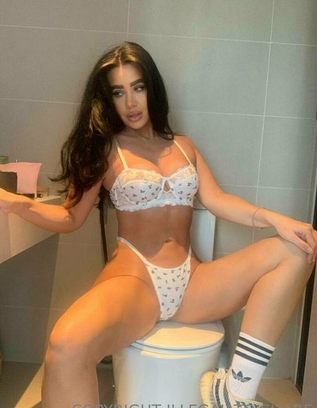 missscarletrose Oben ohne OnlyFans