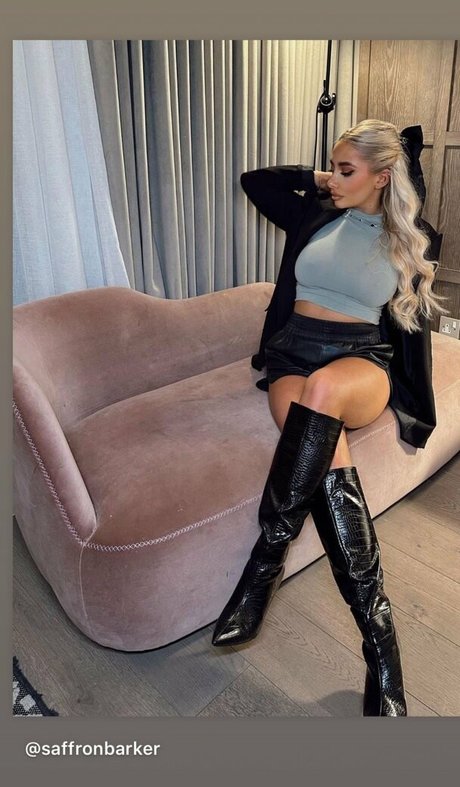 Saffron Barker OnlyFans Leaks Nacktbilder