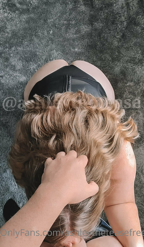 ashleytheteasefree OnlyFans Leak