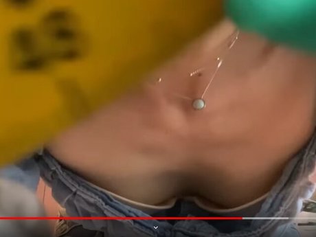 Rapunzel ASMR Nacktbilder von OnlyFans