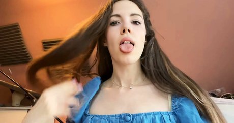 Rapunzel ASMR OnlyFans Leaked Gratis