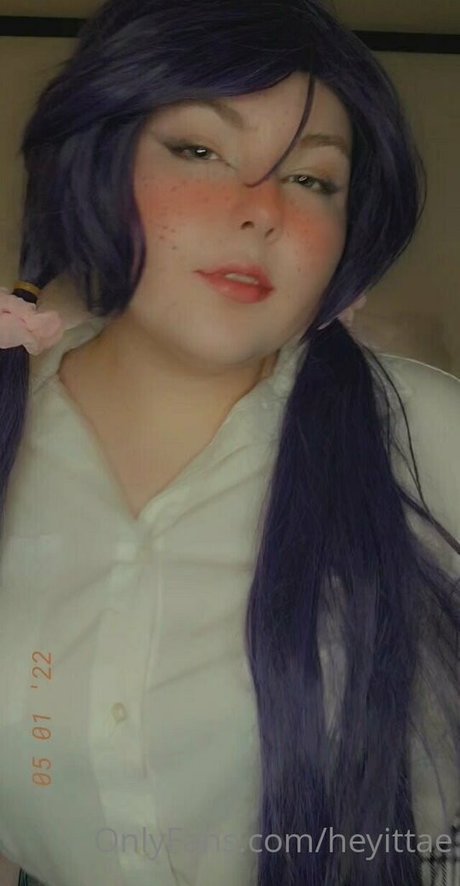heyittae Oben ohne OnlyFans