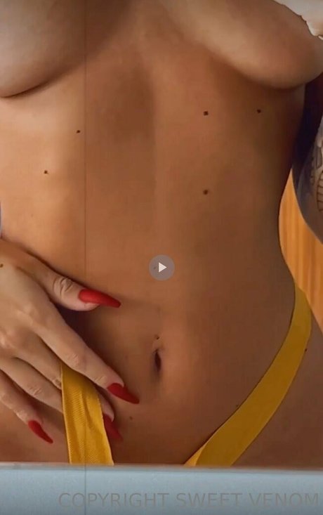 sweetvenom OnlyFans Nacktbilder