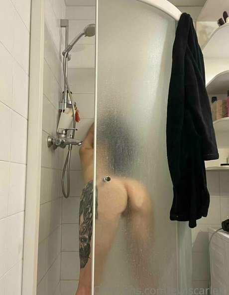 evilscarlett NurlyFans-Pornos