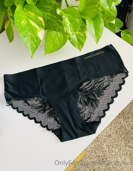 kirakittyxxx OnlyFans Nacktbilder