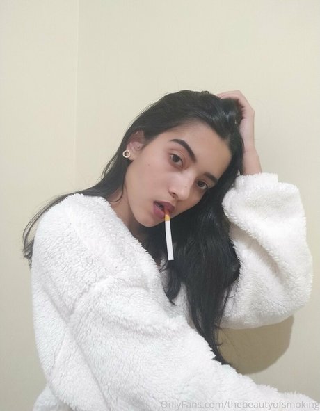 thebeautyofsmoking OnlyFans-Model