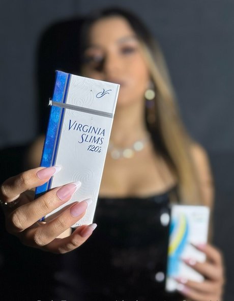 thebeautyofsmoking Leaks von Nacktbildern auf OnlyFans