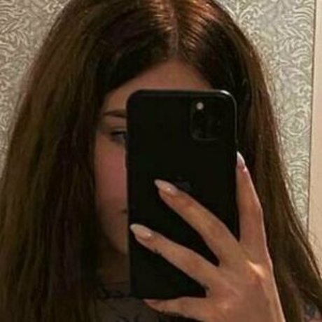 leila l0 OnlyFans Sextape