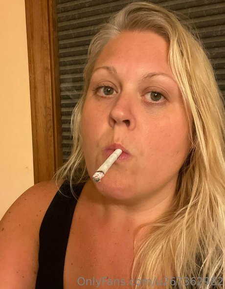 smokybrookeb Leak von OnlyFans