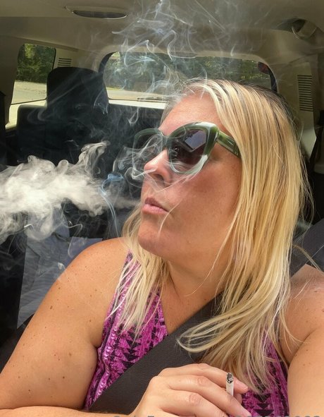 smokybrookeb OnlyFans Brüste Bild