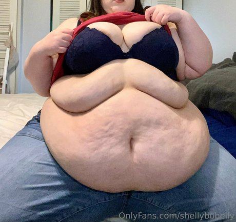 shellybobelly OnlyFans Leaj