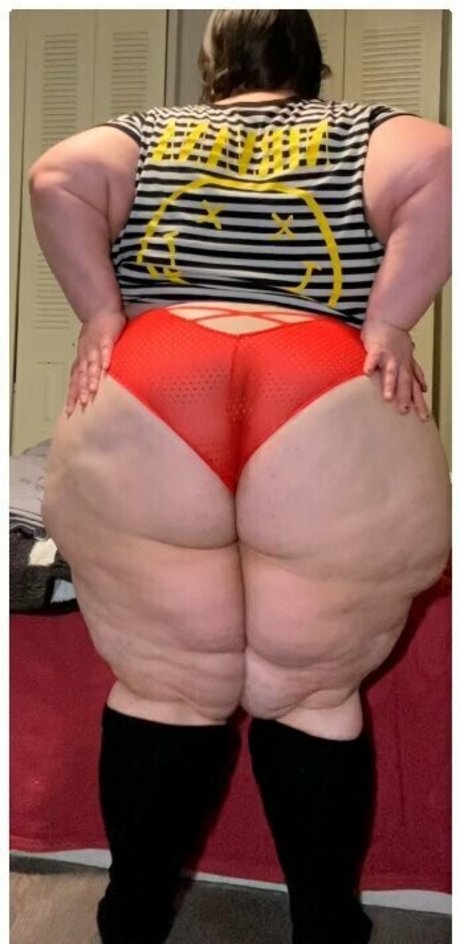 shellybobelly OnlyFans NSFW