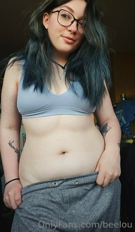 beelou OnlyFans-Archiv