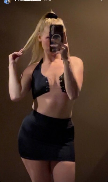 Victoria Ann Linda OnlyFans