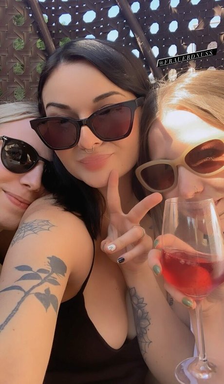 Toradoki Eslpethers OnlyFans Bilder